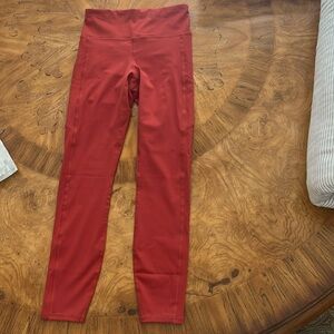 Vuori Red Leggings